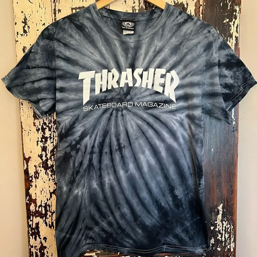 Men’s Thrasher Skateboard Magazine tie dye T-shirt. Size Medium.